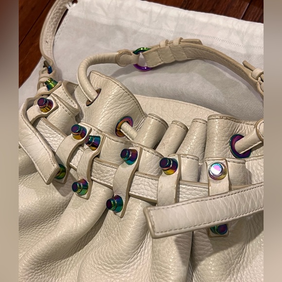 Alexander Wang Rockie Bucket Tote Iridescent oil slick hardware two way crème - Picture 12 of 12
